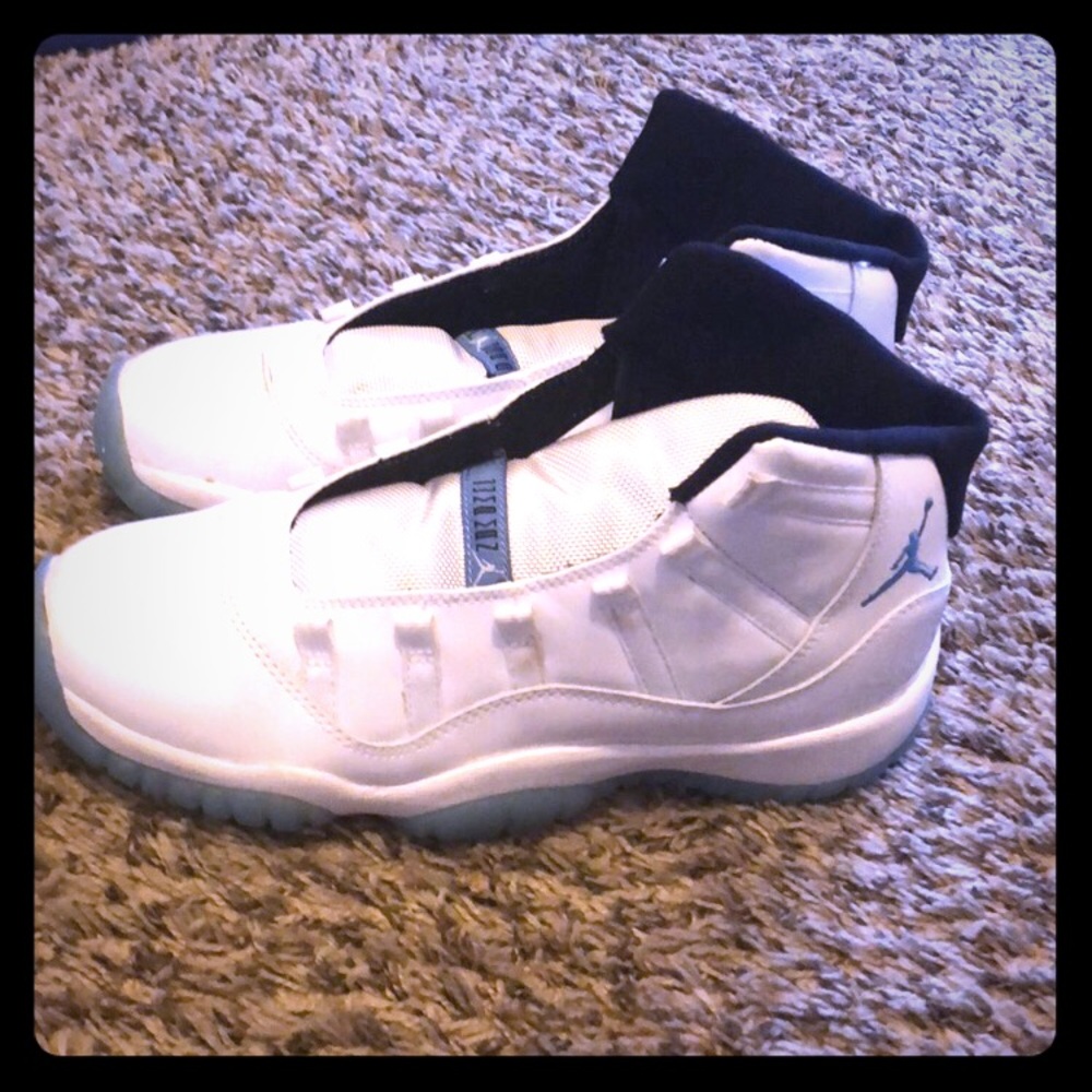 Jordan 11 Legends